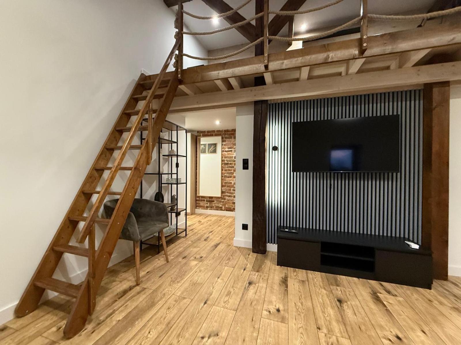 Loft In The City Center By Kobiela Apartments Katowice Exterior photo